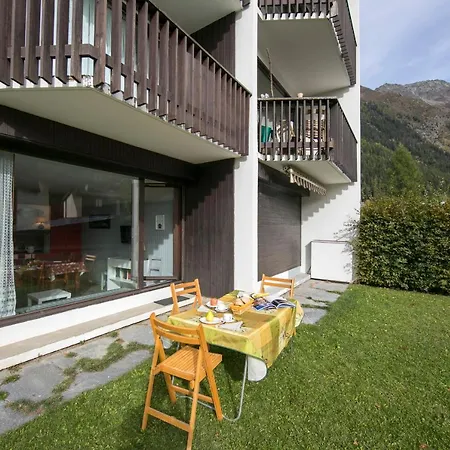 Sainte-foy-l'argentiere Sleeps 4 Apartament